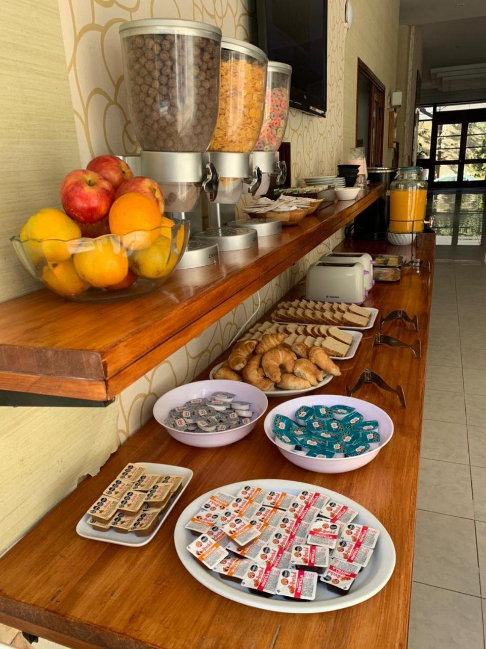 Bagu Pinamar Hotel Εξωτερικό φωτογραφία